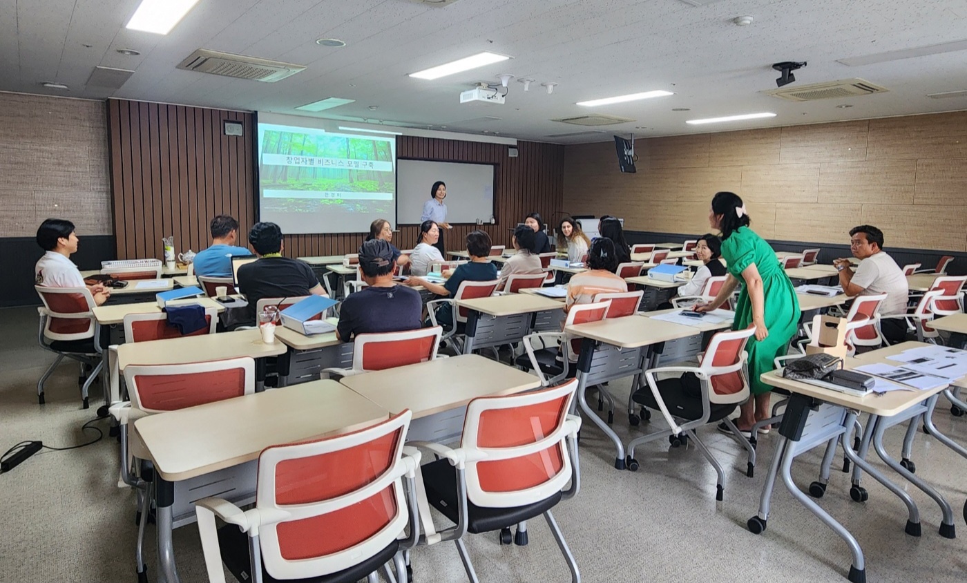  K-컬처 이끄는 여성파워(‘K-치유투어 문화관광 전문가' 여가 한경미 대표)